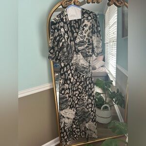 LOVESTITCH Wrap Dress - Size Large - Black and Cream